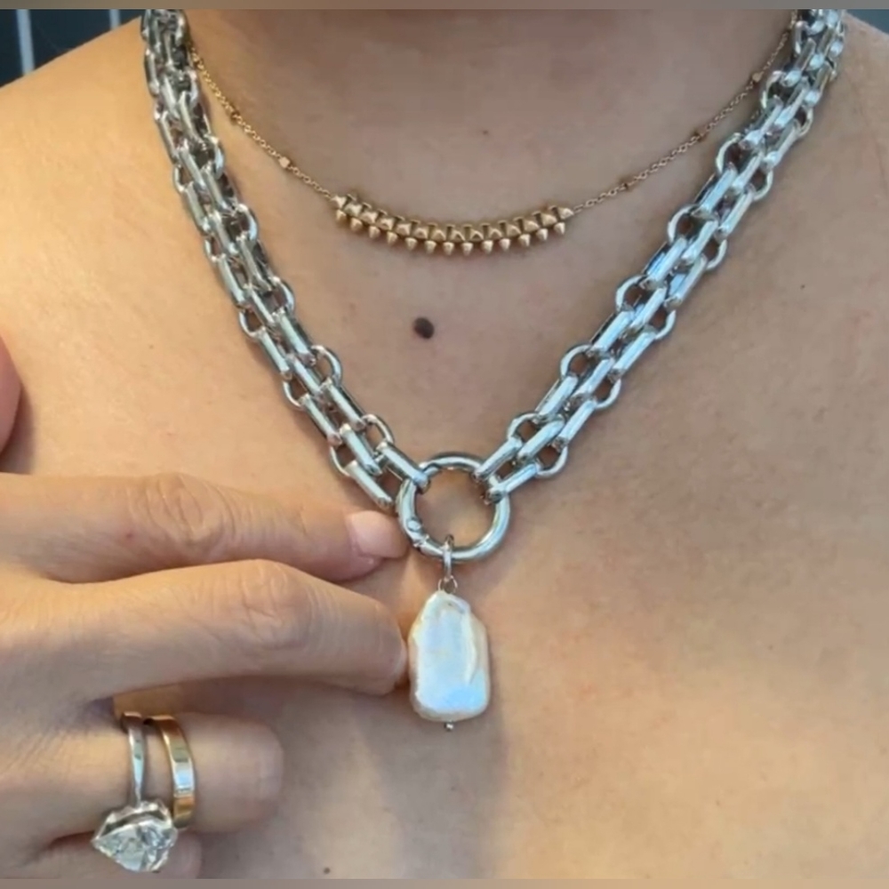 Fresh water pearl necklace